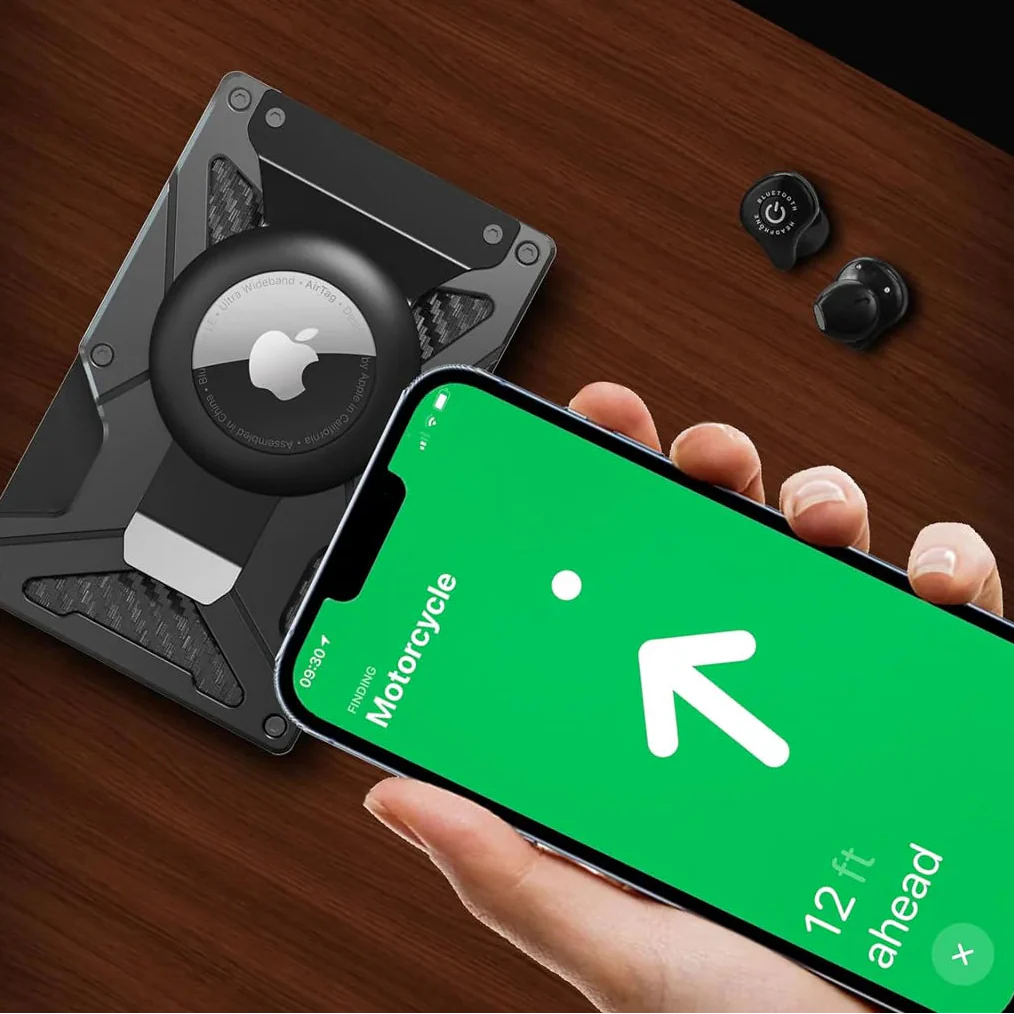 MagSafe AirTag Wallet